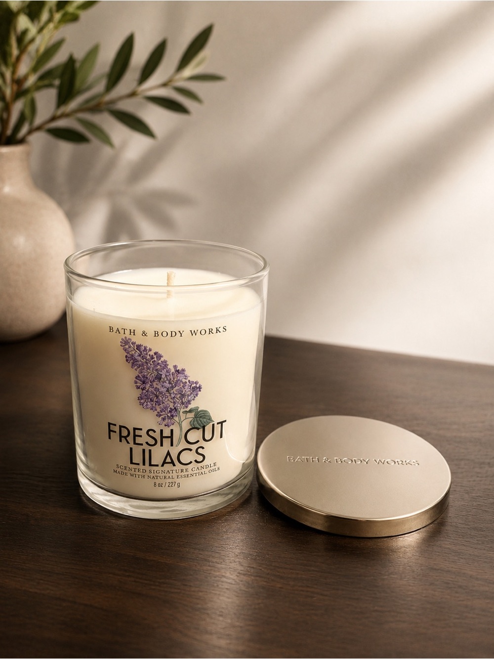Bath & Body Works Fresh Cut Lilacs Single Wick Candle